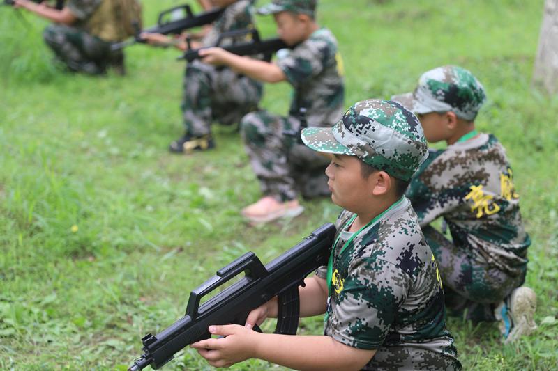 孩子参加重庆青少年夏令营有哪些是值得孩子学习的呢？